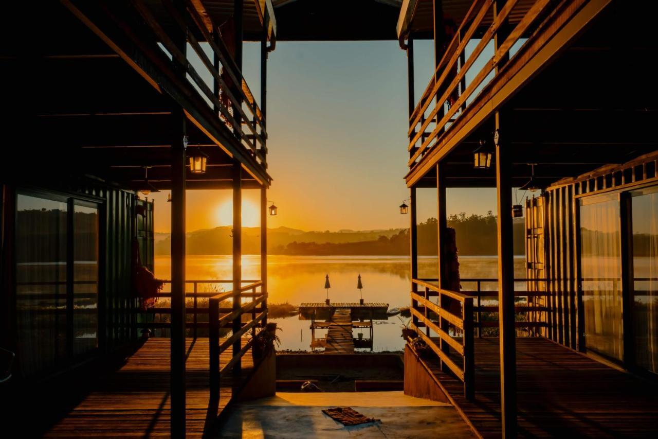 Villa Container Lodge Capitólio エクステリア 写真